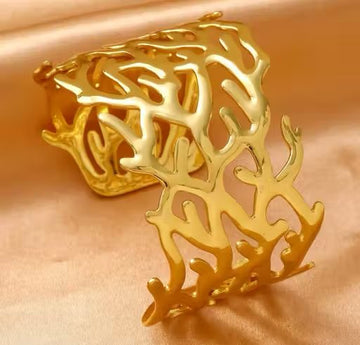 ature-Inspired Branch Cutwork Kada
