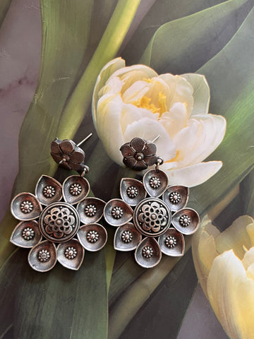 Antique Flora Drops